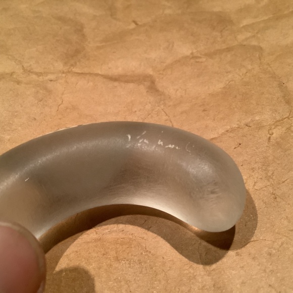 Patricia Von Musulin Vintage Lucite pounded sterling nails in bone Bracelet - Picture 5 of 5